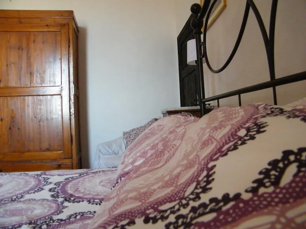 B&B Il Glicine Montefollonico 0*,